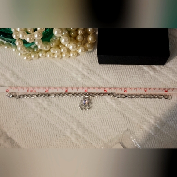 Lovely Rhinestone Charm Bracelet So Pretty and Shimmering - Picture 11 of 12